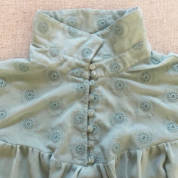 DOWNEAST collar sheer blouse - Picture 6 of 8